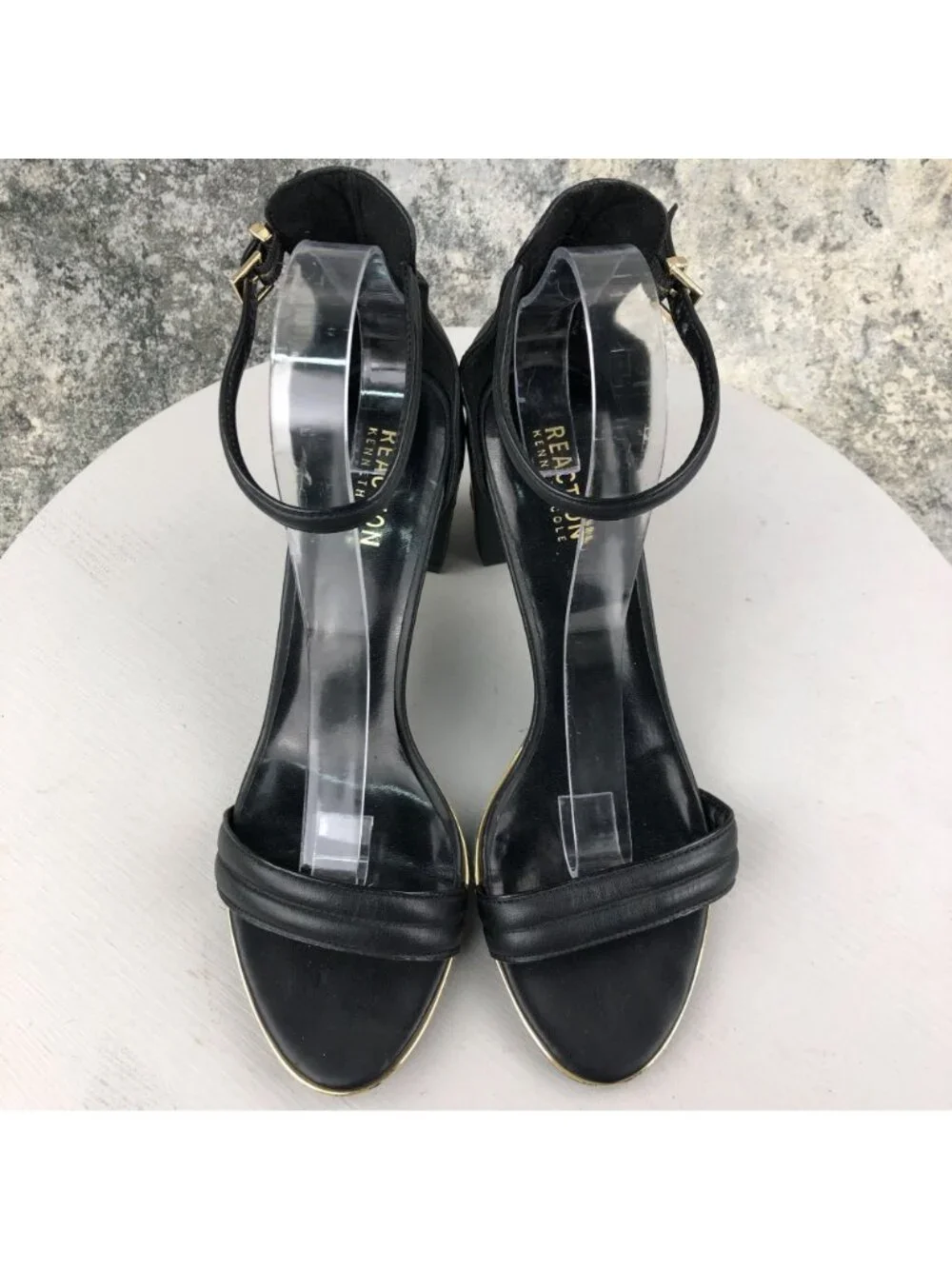 Kenneth Cole Reaction Womens 9.5M Lolita2 Black Leather Floral High Heel Sandals